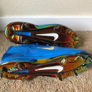 NWOT Blue Air Huarache Pro Low Cleat